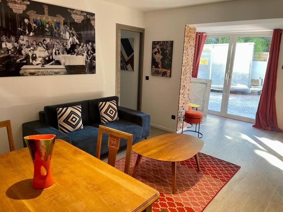 Superbe Appartement Pres De La Plage Et Du Centre Ville Saint-Tropez Luaran gambar
